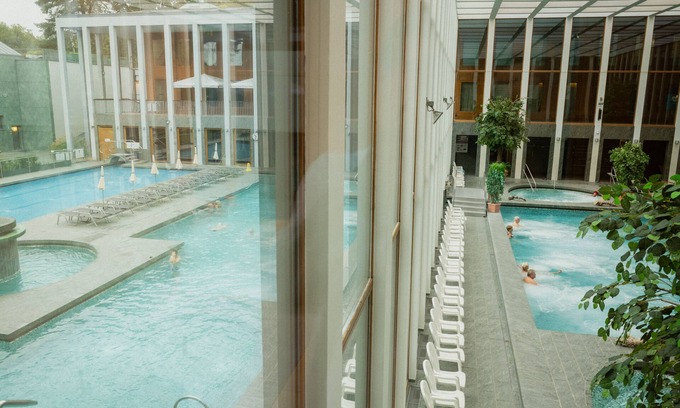 Bad Saarow Hotel | Elegant nook x Seepalais: Spa & Family-Friendly Retreat