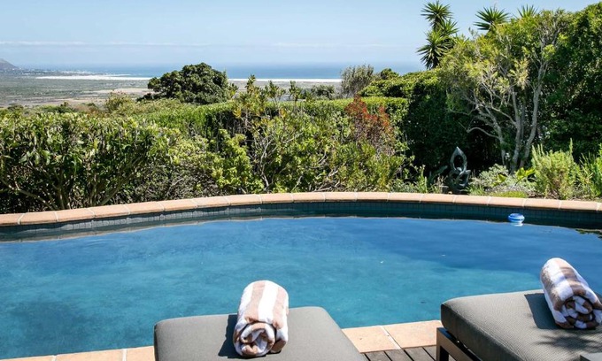 Redhill House | Discover Noordhoek's Hidden Gem with Ocean View Pool