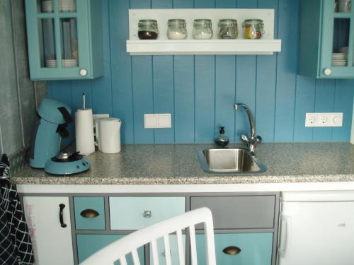 Den Burg House | Highly Rated Noordwester 45 with Delicious Breakfast Options