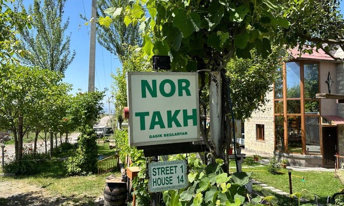 Artsvanik Bed & Breakfast | Budget-Friendly Nor Takh: Guest Rated 9.8, Family Friendly