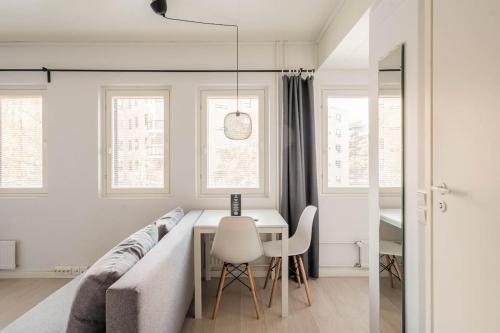 Lantinen District Apartment | Convenient Access to Airport & City at Norden Homes