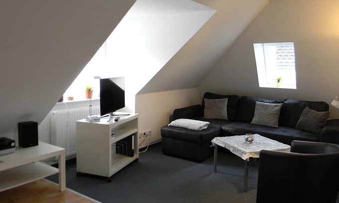 Stinteck Apartment | Experience Norderwarft - Haus Hallig Hooge with Ocean Views