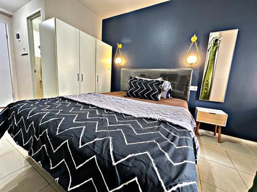 Pluit Apartment | Cozy Nordic Studio with Free Netflix at Greenbay Pluit