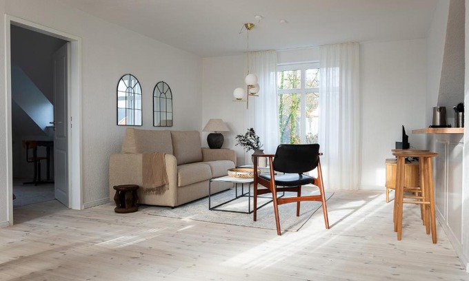 Leer Apartment | Discover Nordisches Wohlfühlnest in Leer’s Historic Center