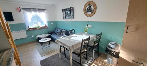 Nordenham Apartment | Guest Rated 10/10: Nordsee Monteurwohnung Justus Retreat