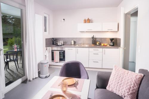 Sahlenburg Apartment | NordseeHeide-Lodges Cuxhaven: 4-Star Guest Rated Retreat