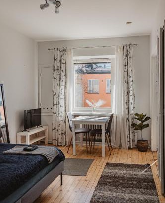 Kruununhaka Apartment | Stylish Studio Retreat at Nordstay Near North Harbor