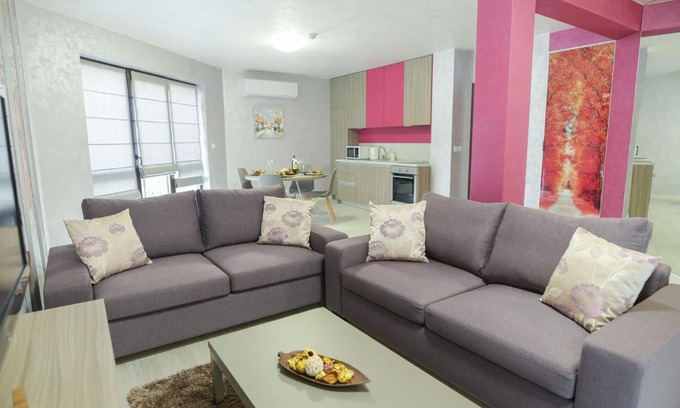 Plovdiv Center Apartment | Top-Rated Noris Apart: Family-Friendly with Garage Access