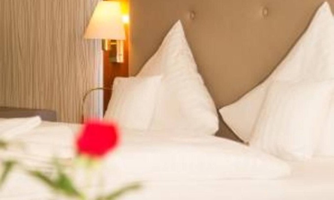 Brochterbeck House | Comfortable Double Room at Hotel Teutoburger Wald