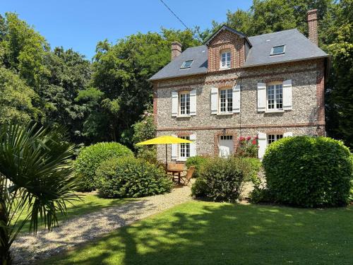 Saint-Leonard House | Norman House Between Forest And Sea Near Etretat