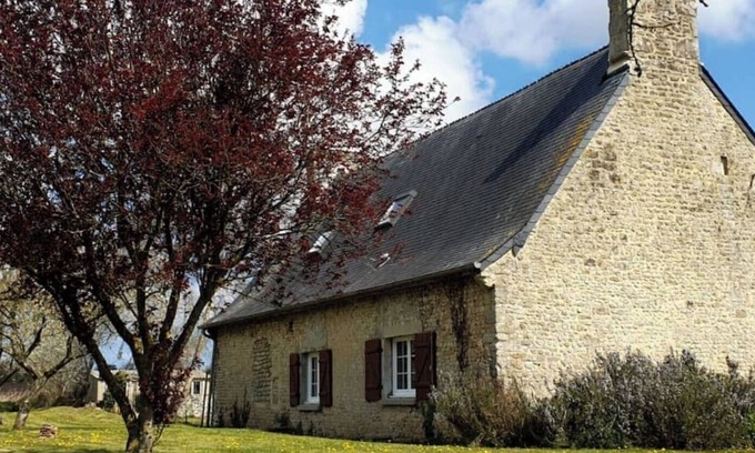 Canchy House | Gîte Cottage du Marais: Oceanfront Retreat for Families