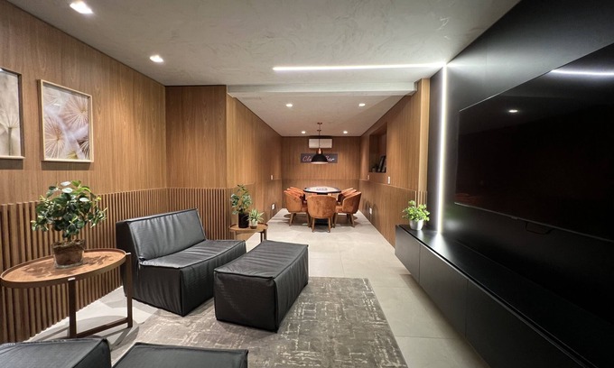 Setor Noroeste Apartment | Noroeste: Elegant Retreat with Spa and Family Amenities