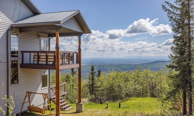 Ester House | Experience Norrsken View: Family-Friendly with Spa & Sauna