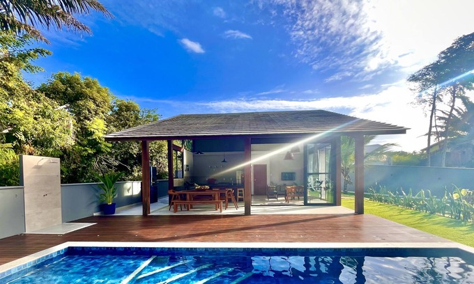 Barra do Jacuipe House | North Coast Chalet in a beach condominium