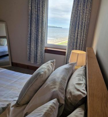 Thurso Apartment | Beach House Retreat at North Coast Property - Pet Friendly