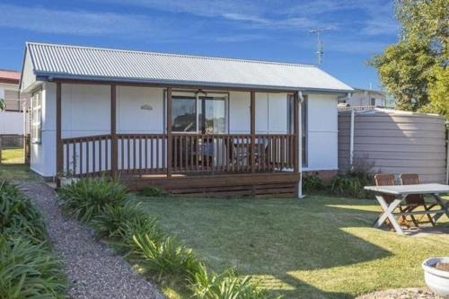 Durras North Apartment | Beachfront Getaway at North Durras Cottage - Rated 9.3/10