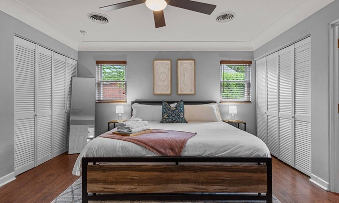 Northampton House | North Hampton Comfort with Private Backyard