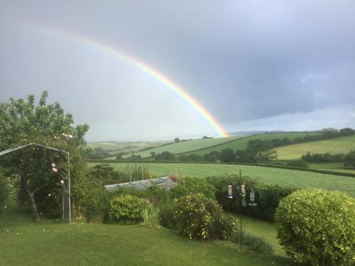 Crediton Bed & Breakfast | Accessible Retreat at North Hollacombe Farm, Rated 9/10