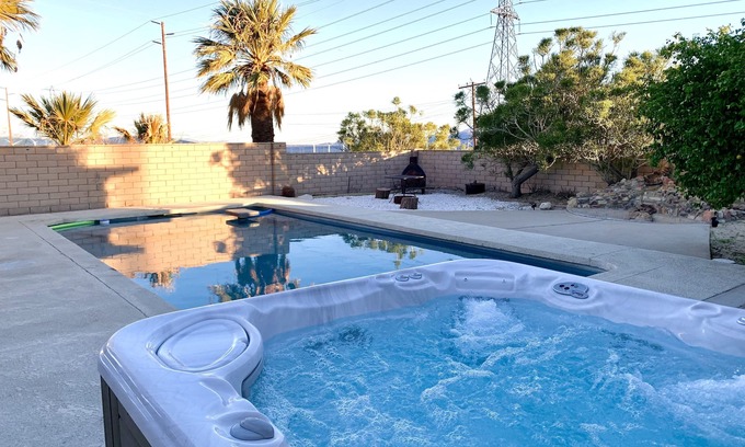 Palm Springs House | Discover North Palm Springs Home with Pool & Game Room