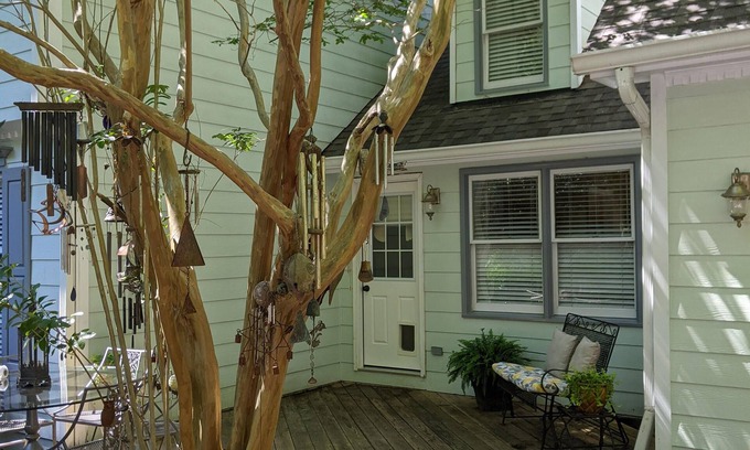 Northwest Raleigh House | Discover North Raleigh Serenity: Pool, Spa & Family-Friendly