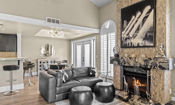 Paradise Valley Village House | Discover Scottsdale's Premier 3-Bedroom Oasis with Pool