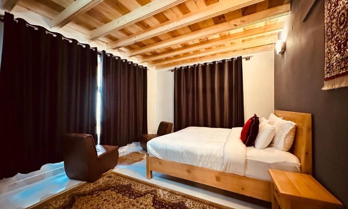 Gulmit Hotel | North Vibe Hunza