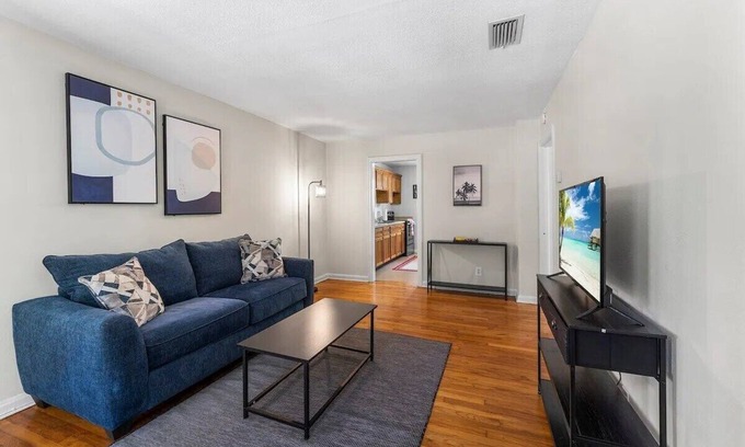 San Marco Apartment | Perfect 2-Bedroom Apartment in Jacksonville with Top Amenities