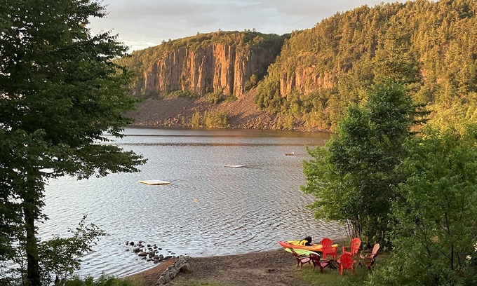 Algoma District Cottage | Eco-Friendly Cottage with Lake Views and Spa Amenities
