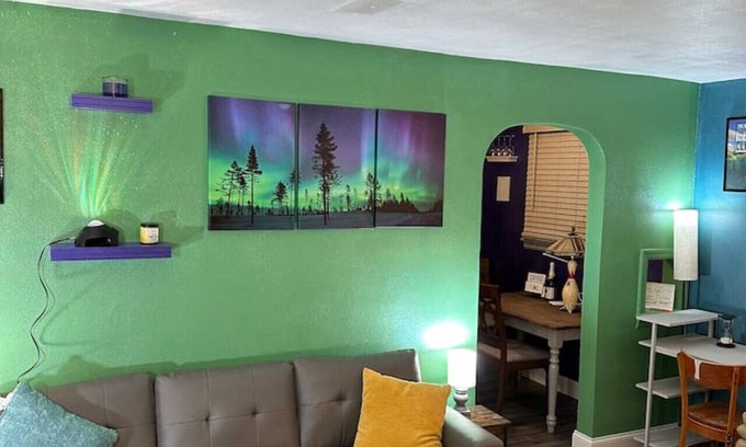 Moorhead Apartment | Experience Northern Lights with 3PM Checkout & Family Amenities