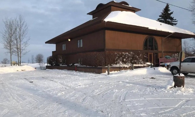 Ontonagon House | Ideal Getaway at Northern Nights, LLC for Group Stays