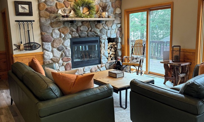 Lac du Flambeau House | Lakefront Getaway: Enjoy Lake Toys & Snowmobile Trails
