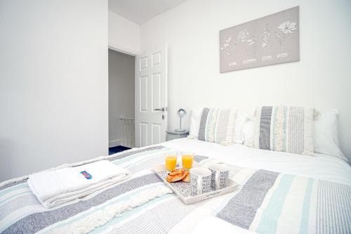 Glyncorrwg House | Explore Norton Views: Family & Pet-Friendly Retreat