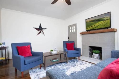 Norwood House | Discover Norwood Nugget: Family-Friendly Golf Getaway