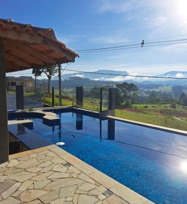 Cambui House | Pet-Friendly Getaway at Nosso Canto - 9.6/10 Rated!