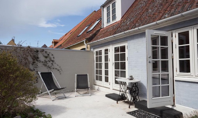 Marstal House | Pet-Friendly Nostalgi Marstal: 4-Star Guest Favorite