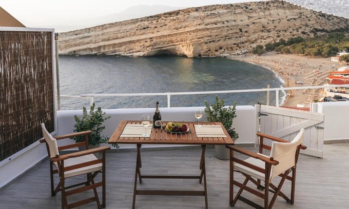 Matala Apartment | Oceanfront Nostos Cave Apartment with Breathtaking Views