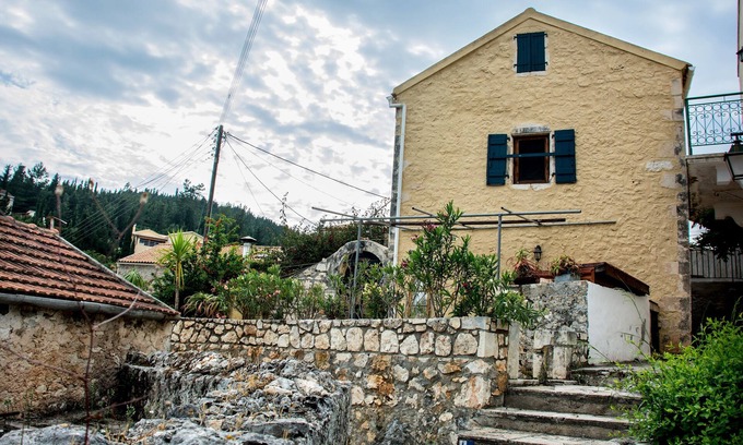 Tselendata Apartment | Cozy Nostos Residence - Apartment Mare with Oceanfront Views