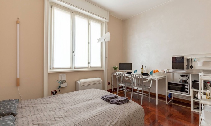 San Vittore Apartment | Guest Rated 9.4: notaMi - Pied Terre S. Agostino Getaway