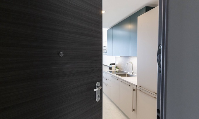Lorenteggio Apartment | Convenient notaMi Hotel at Terminal Tower - Family Friendly