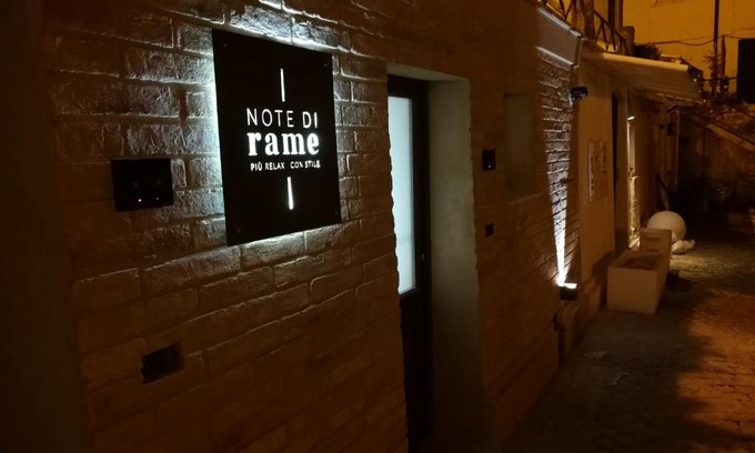 Castelfidardo Apartment | Indulge in Relaxation at Note di Rame Spa Retreat