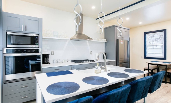 Harters Heights House | Perfect Getaway Near Notre Dame with Hot Tub & Pet Friendly