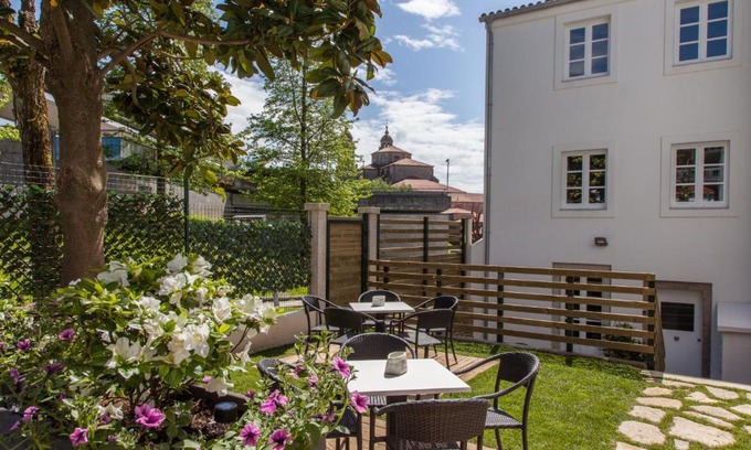 Santiago de Compostela Apartment | Welcoming Nova Compostela Apartments with Top Guest Ratings