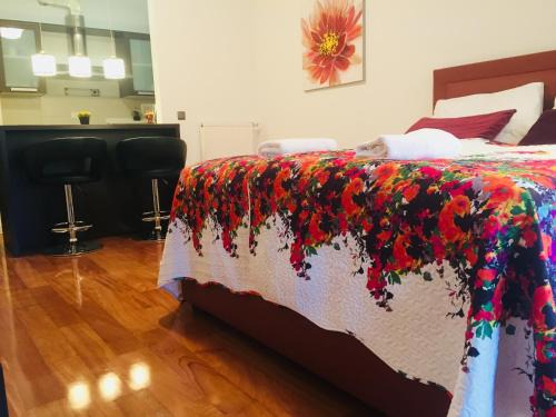 Zagreb Apartment | Pet-Friendly Nova Galerija Studio App with Spa & Breakfast