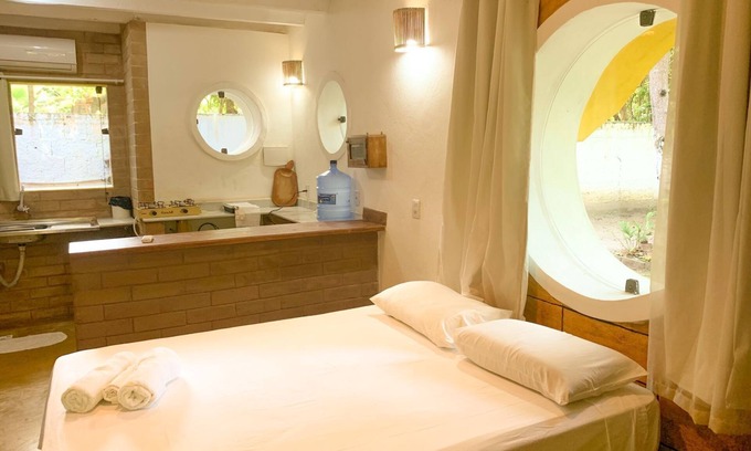 Imbassai Ski Chalet | Explore Nova Terra: Wi-Fi & Pet-Friendly in Imbassai