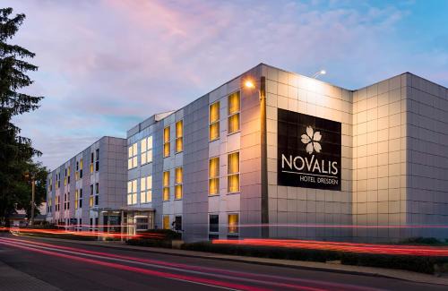 Leipziger Vorstadt Hotel | Pet-Friendly NP Hotel Novalis Dresden with Breakfast Included
