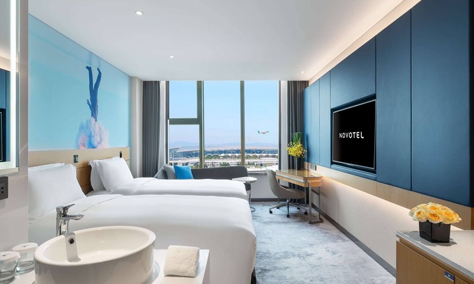 Huadu Hotel | Guest Rated: 9.2 - Novotel Guangzhou Baiyun Airport Stay