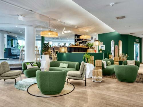 Charenton-le-Pont Hotel | Discover Novotel Paris Charenton le Pont: 4-Star Comfort Awaits