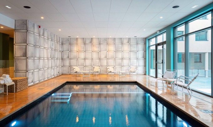 Quartier Vieux Marche-Cathedrale Hotel | Elegant Stay at Novotel Rouen Centre Cathédrale with Pool