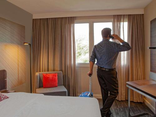 Sao Jose dos Campos Hotel | Pet-Friendly Novotel Sao Jose dos Campos with Ocean View Pool