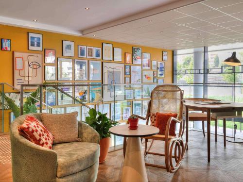 L'Arenas Hotel | Relax at Novotel Suites Nice Airport with Oceanfront Views
